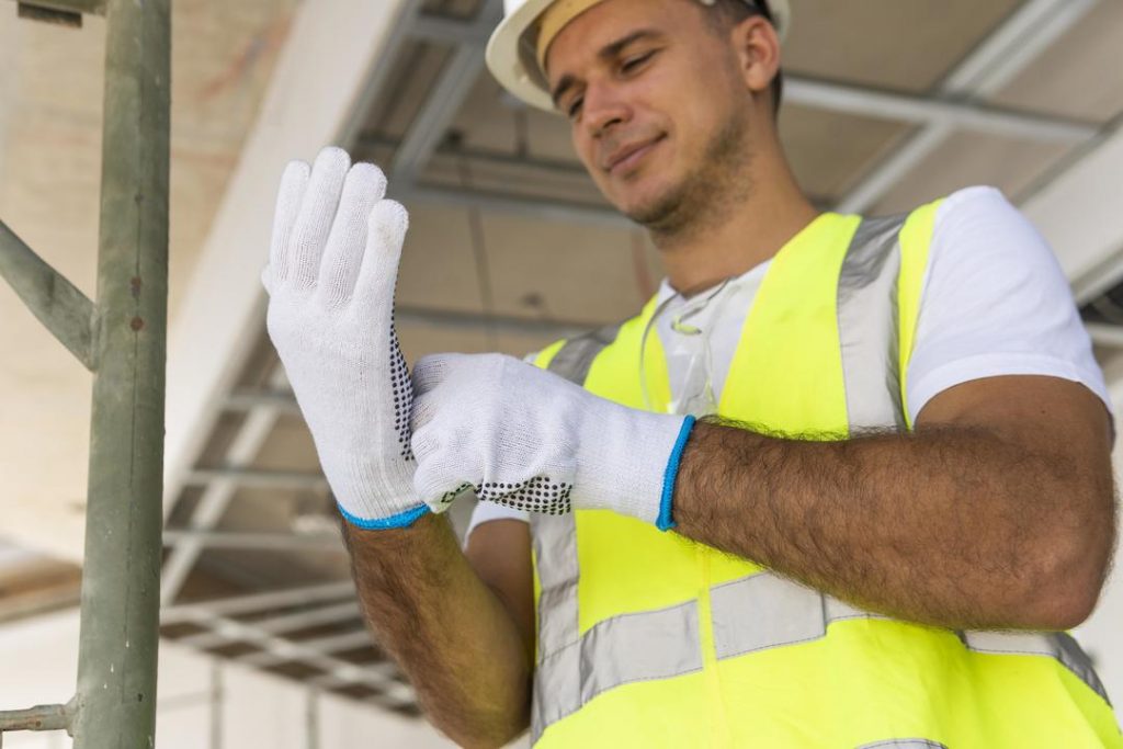 Acidentes com as mãos: parte do corpo mais afetada no trabalho